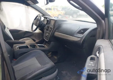 2019 Dodge Grand Caravan Gt z USA, uszkodzony, nr VIN 2C4RDGEG2KR788783